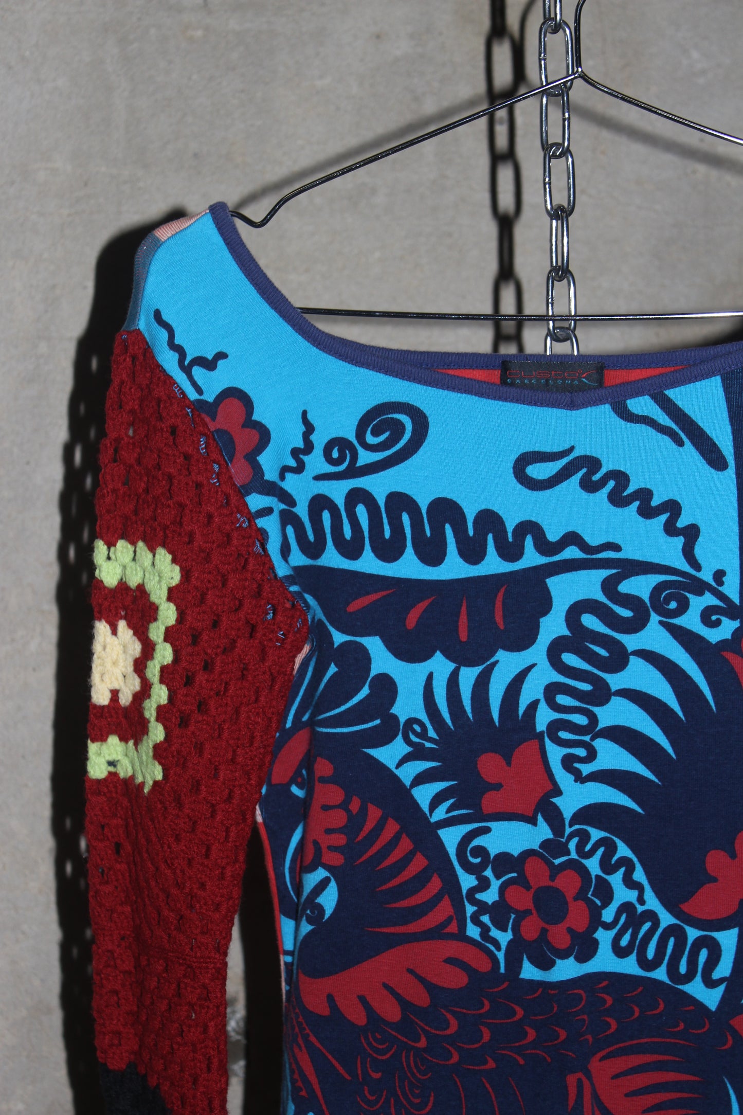 CUSTO BARCELONA CROCHET GRAPHIC TEE