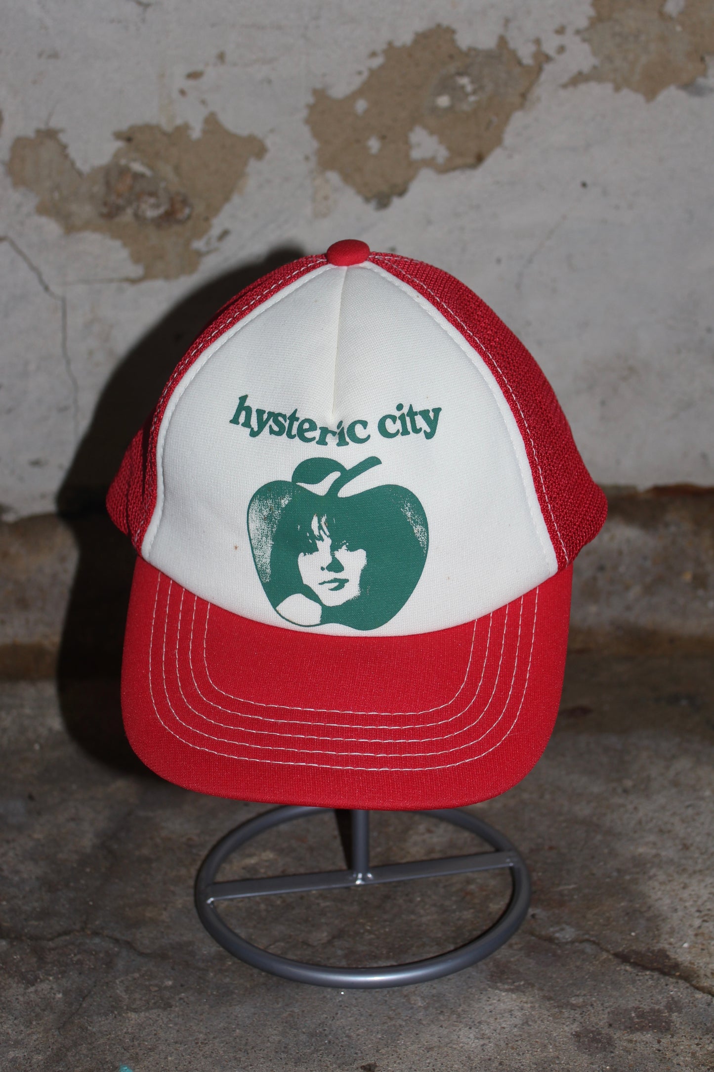 HYSTERIC GLAMOUR TRUCKER HAT