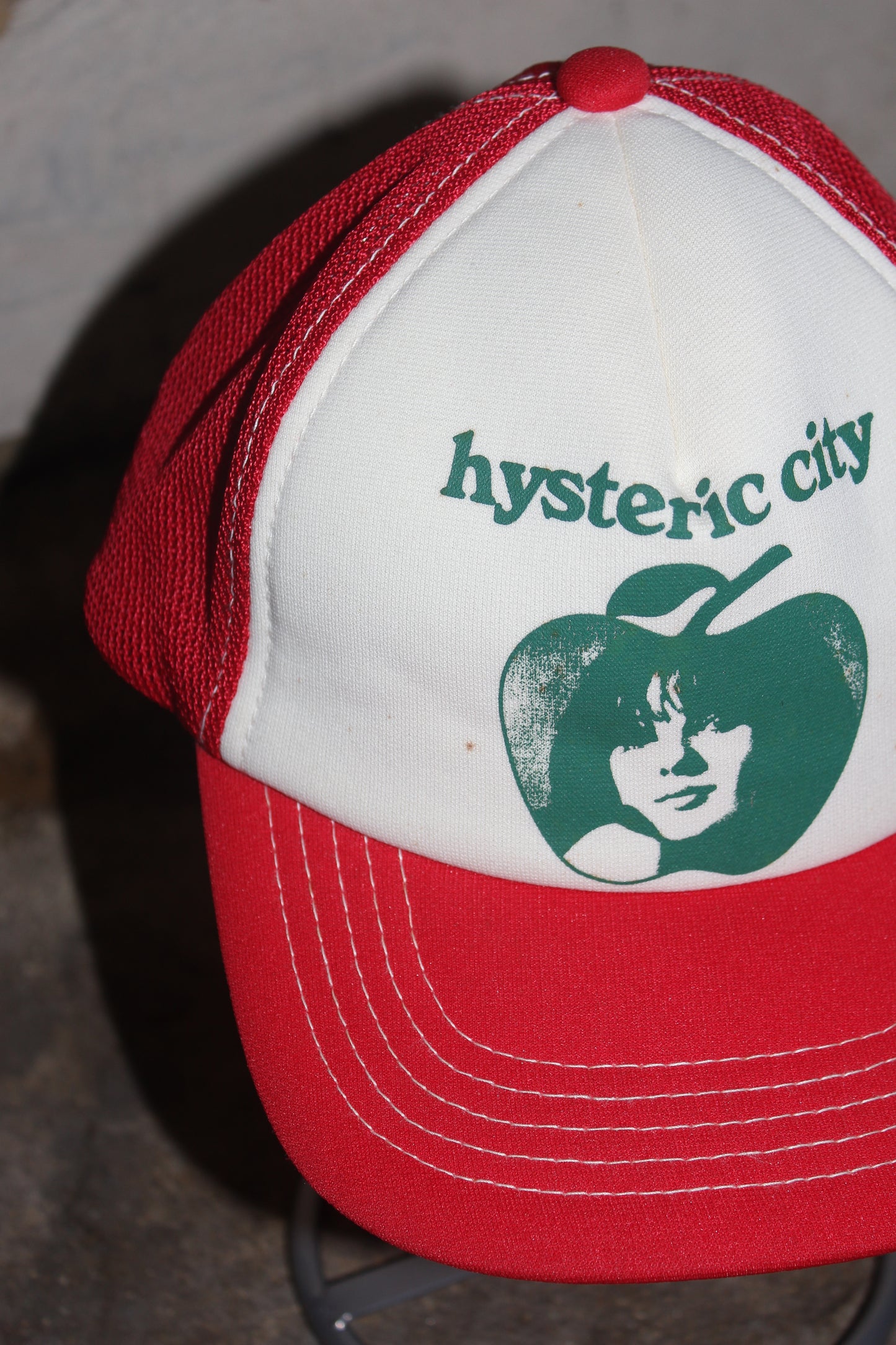 HYSTERIC GLAMOUR TRUCKER HAT