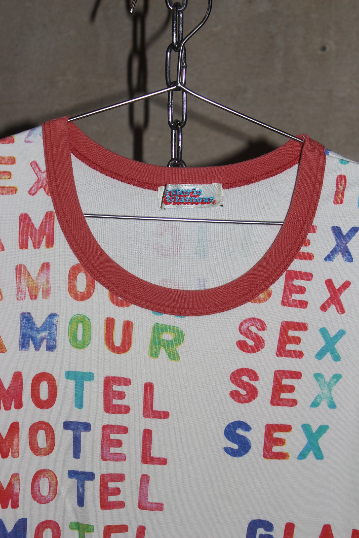 HYSTERIC GLAMOUR MOTEL SEX GRAPHIC TEE