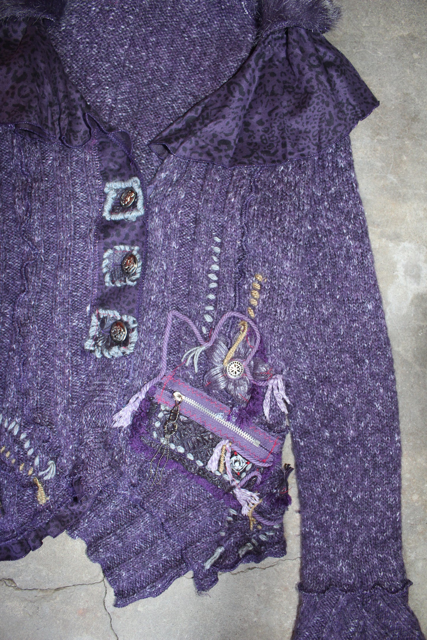 EURO LABEL EMBELLISHED CARDIGAN