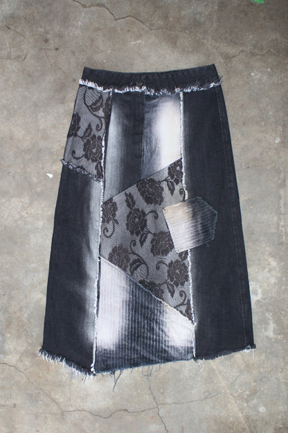 EUROPEAN LABEL PATCHWORK MAXI SKIRT