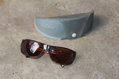 MIU MIU BROWN SUNGLASSES