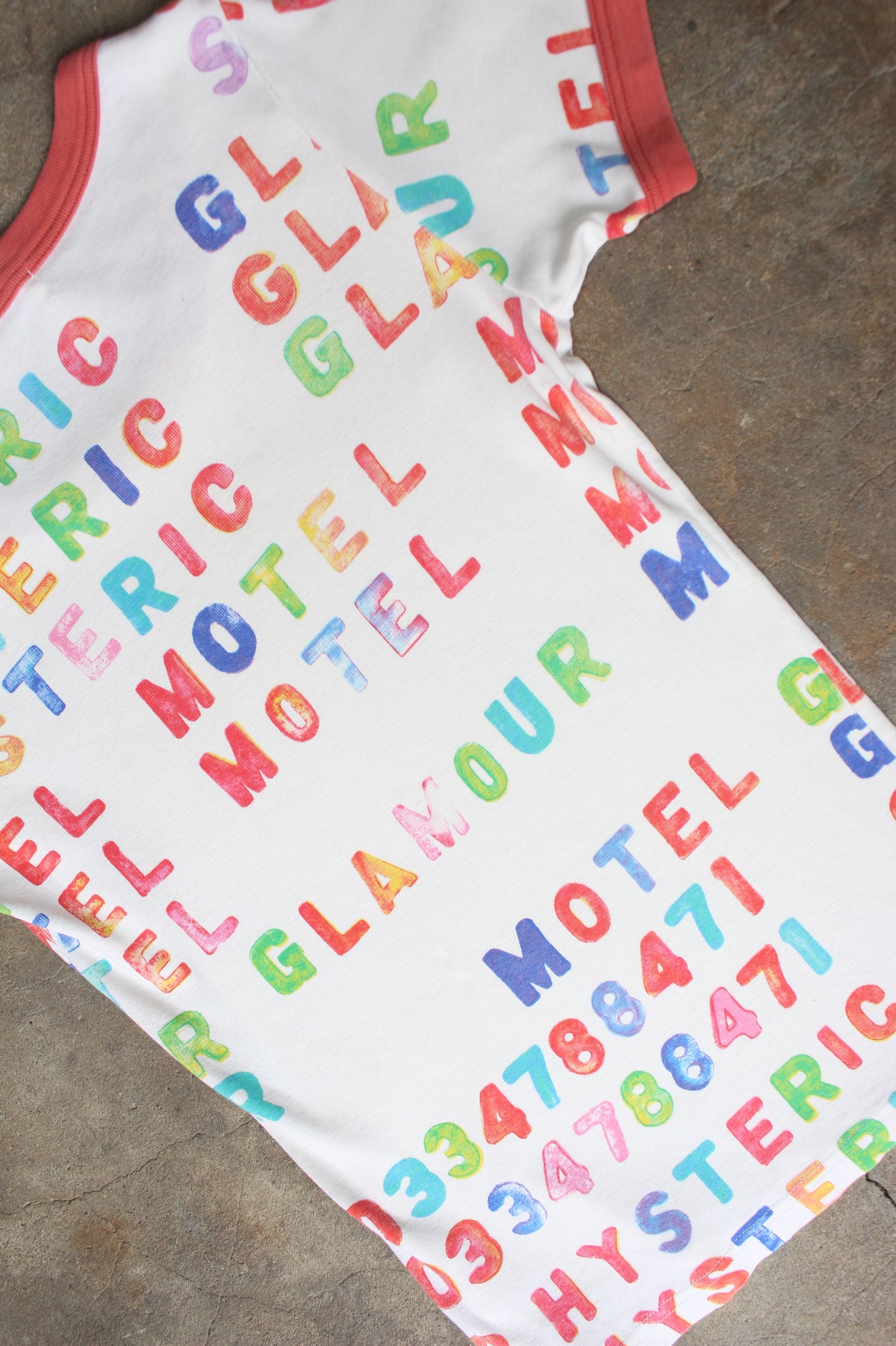 HYSTERIC GLAMOUR MOTEL SEX GRAPHIC TEE