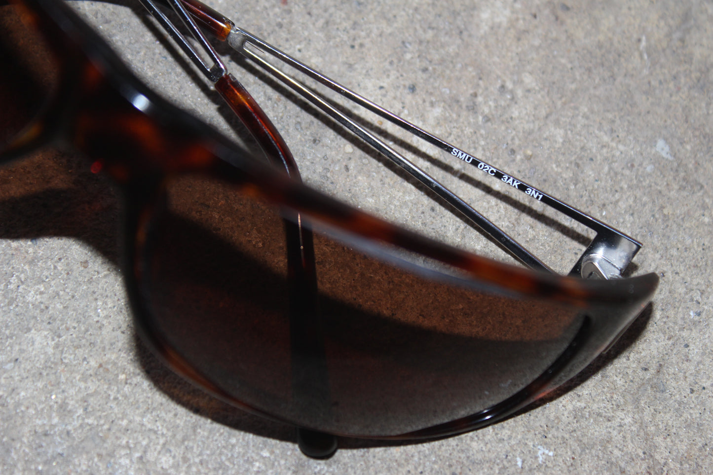 MIU MIU BROWN SUNGLASSES