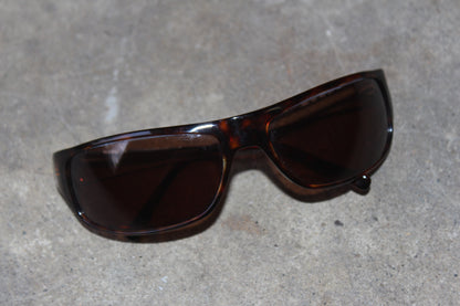 MIU MIU BROWN SUNGLASSES