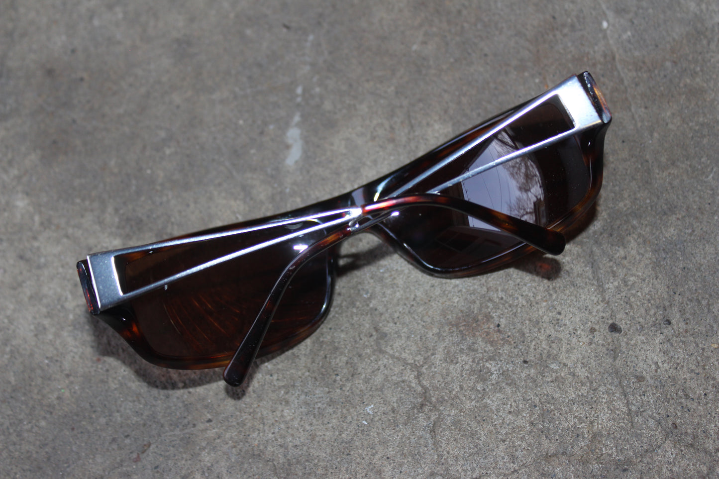 MIU MIU BROWN SUNGLASSES
