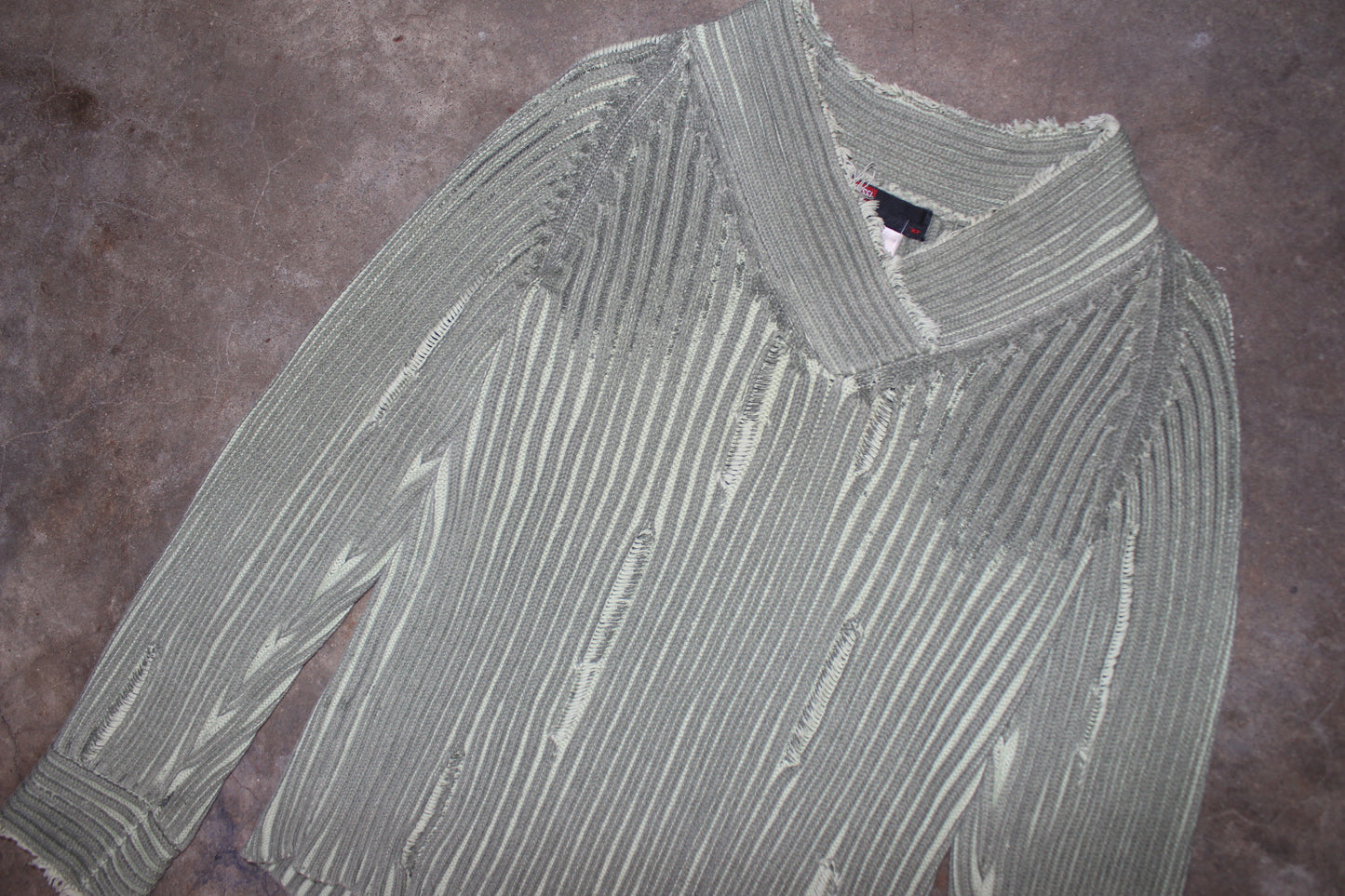 DIESEL DISTRESSED SWEATER
